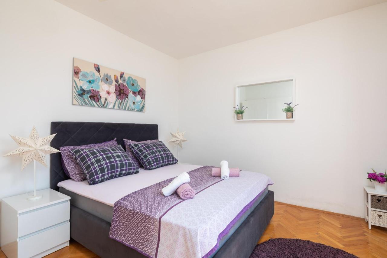 Sky Way Apartments Дуги-Рат Экстерьер фото