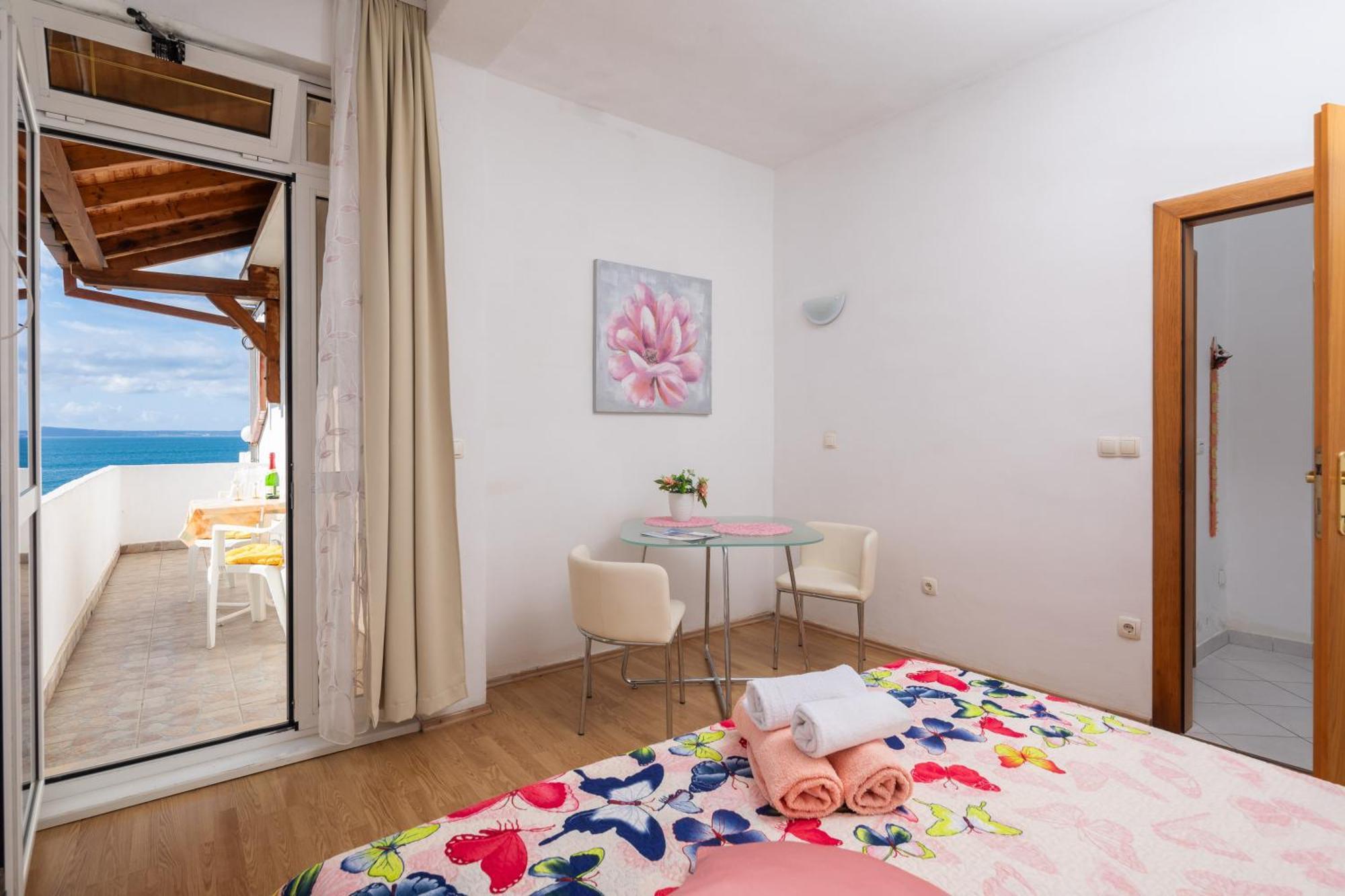Sky Way Apartments Дуги-Рат Экстерьер фото